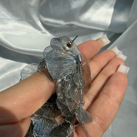 Middleton Silver Floral Earrings - Picture 9 of 11